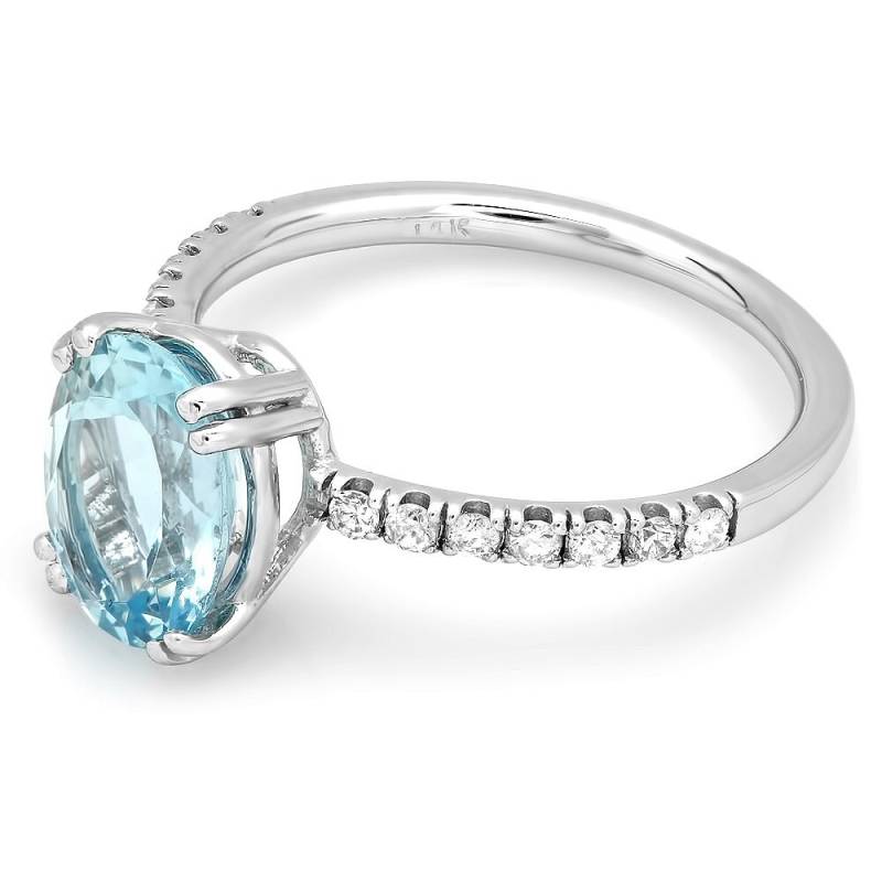 Solider Diamantring Aus Weißgold Mit Einem Hellen Aquamarin in Der Mitte von Jewelsdot