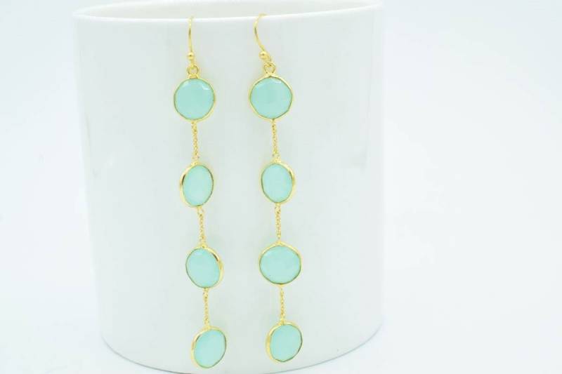 Aqua Chalcedon Ohrring, Kronleuchter Edelstein Birthstone Runde Gold Brautjungfer Ohrring von Jewelsmilano