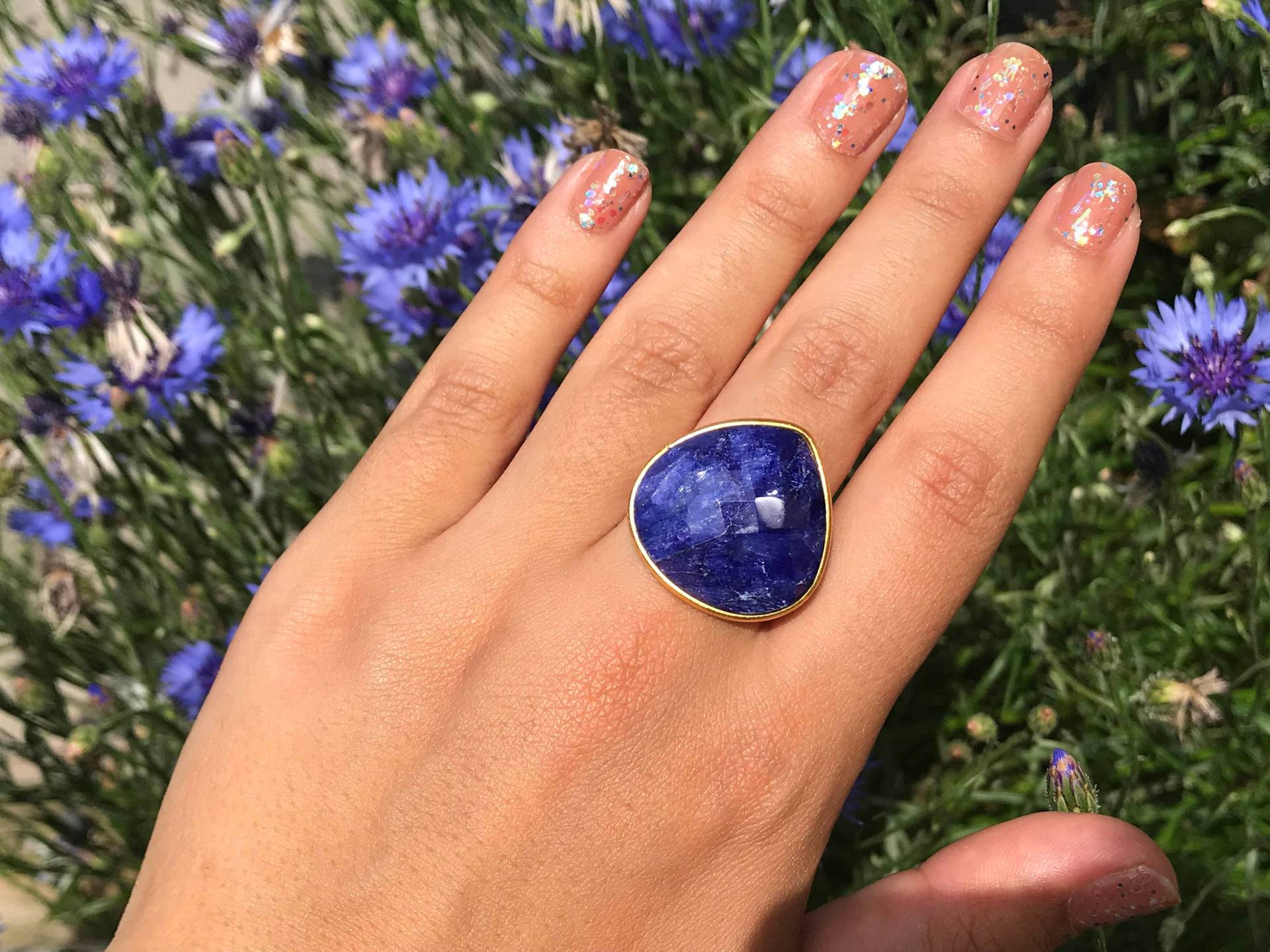 Blauer Saphir Ring - Ring, Silber Ring, September Geburtsstein, Birthstone Schmuck, Stapelring, Edelstein Blauer Edelstein von Jewelsmilano