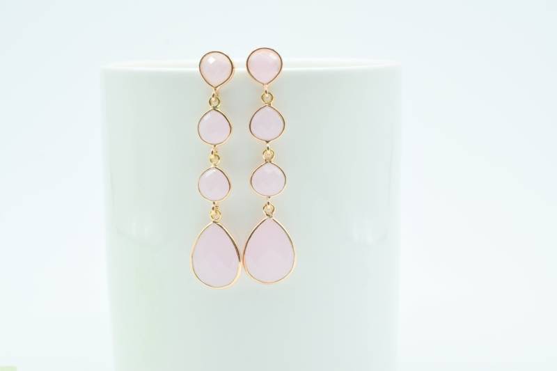 Rosa Chalcedon Ohrring, Kronleuchter Edelstein Multi Stein Vergoldet Lünette Set Lange Ohrringe von Jewelsmilano