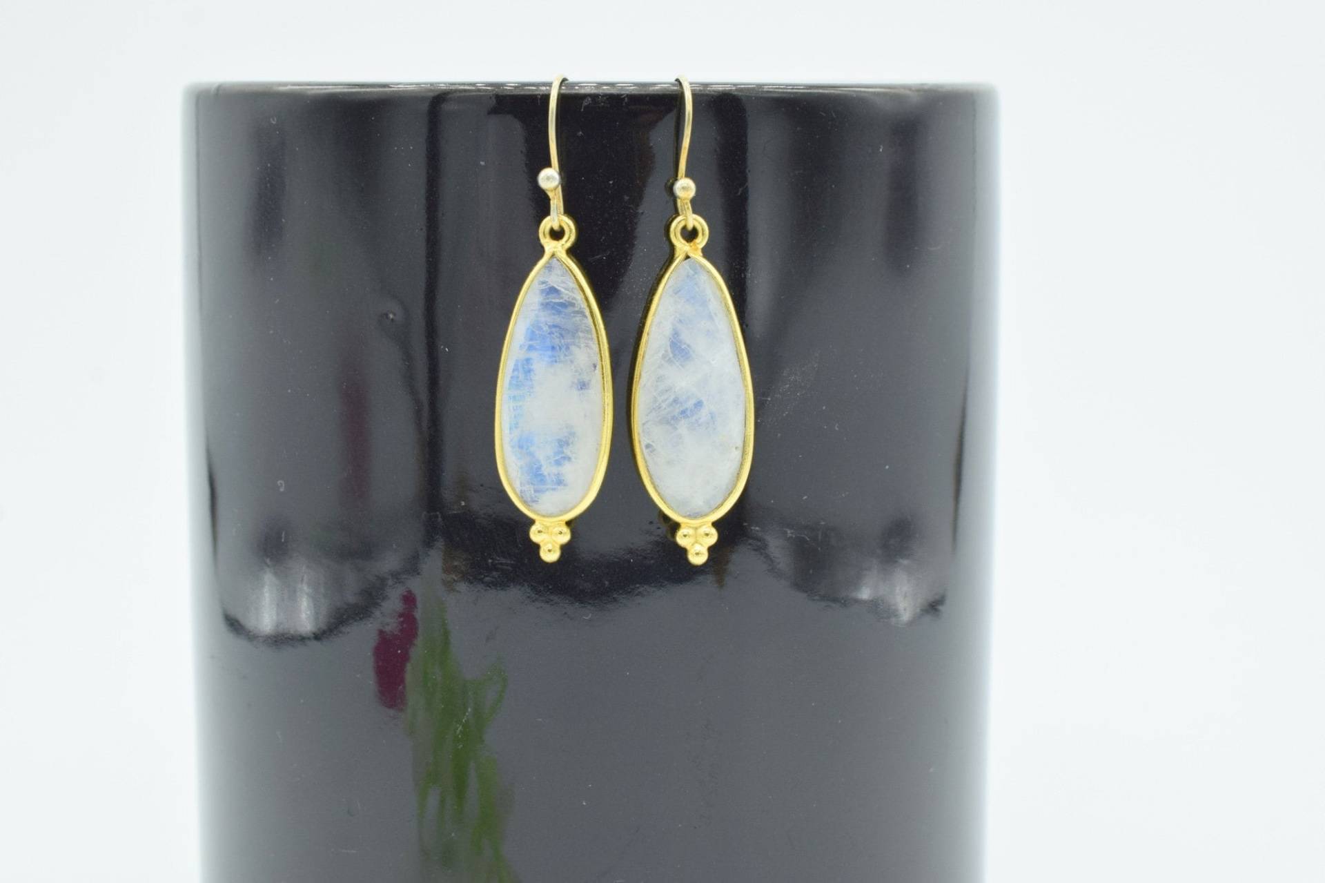 Vergoldeter Mondsteinohrring, Tropfenohrring, Regenbogenohrring, Edelsteinohrring, Brautjungfer Geschenk, Birnentropfenohrring, Ohrring, Boho von Jewelsmilano