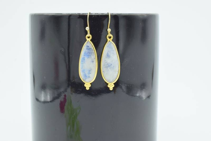 Vergoldeter Mondsteinohrring, Tropfenohrring, Regenbogenohrring, Edelsteinohrring, Brautjungfer Geschenk, Birnentropfenohrring, Ohrring, Boho von Jewelsmilano