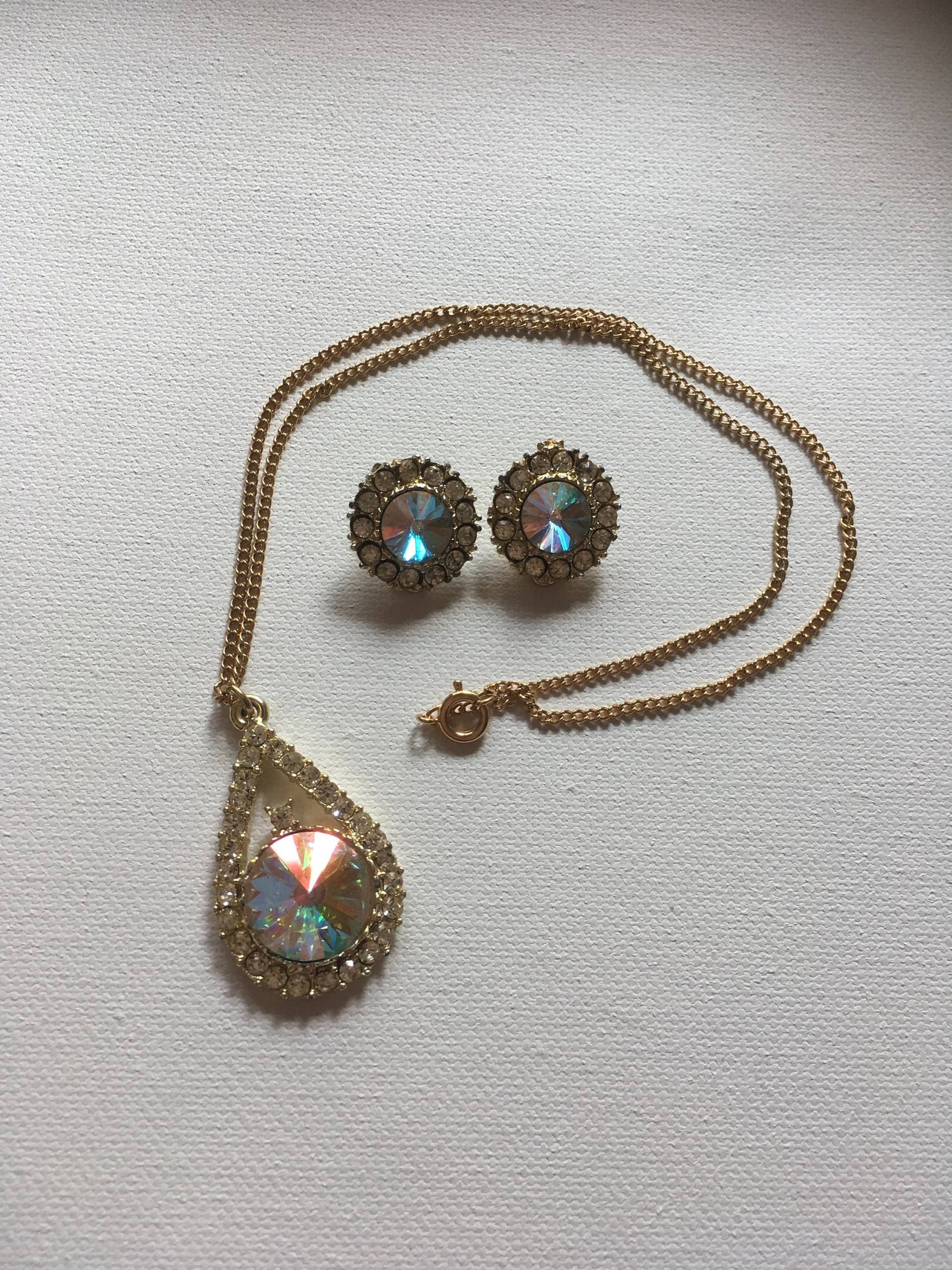 Jahrgang Rivoli Kristall Set Jahrgang Rivoli Kristall Set von JewelsofArc
