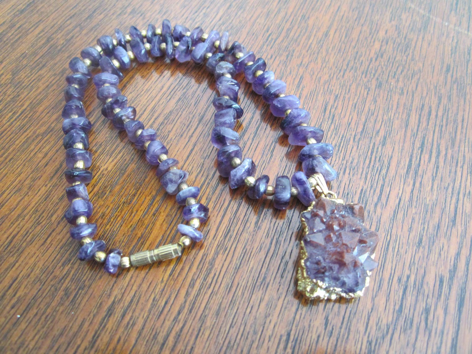 Polierte Amethyst Chunk Halskette Mit Druzy Kostenloser Versand | Usa Polierte Amethyst Chunk Halskette Mit Druzy Kostenloser Versand | Usa von JewelsoftheCastle