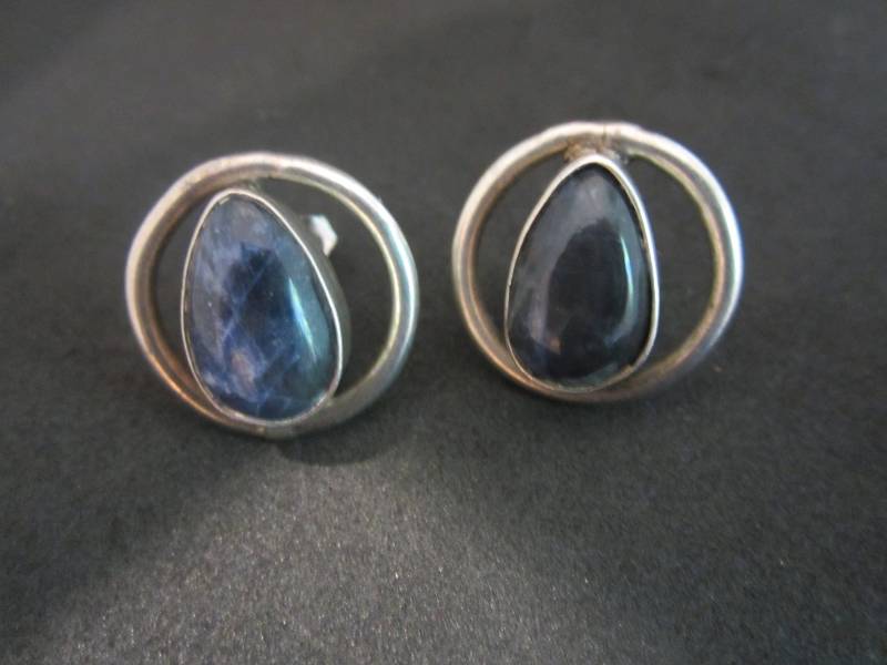 Schwere Sterling Silber Und Tiefblaue Lapis Ohrringe - Kostenloser Versand | Us von JewelsoftheCastle