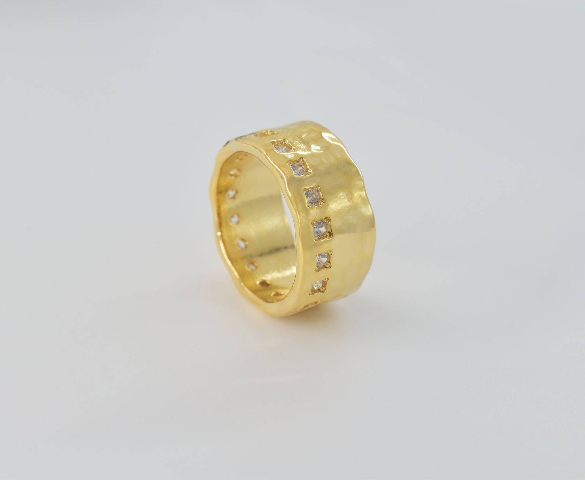 Ring, Ri-88G, 1 Stück, 16K Glänzend Vergoldetes Messing, Innere 17mm, Vergoldete Vergoldung, Geschlossener Ring von JeweltechDesigns