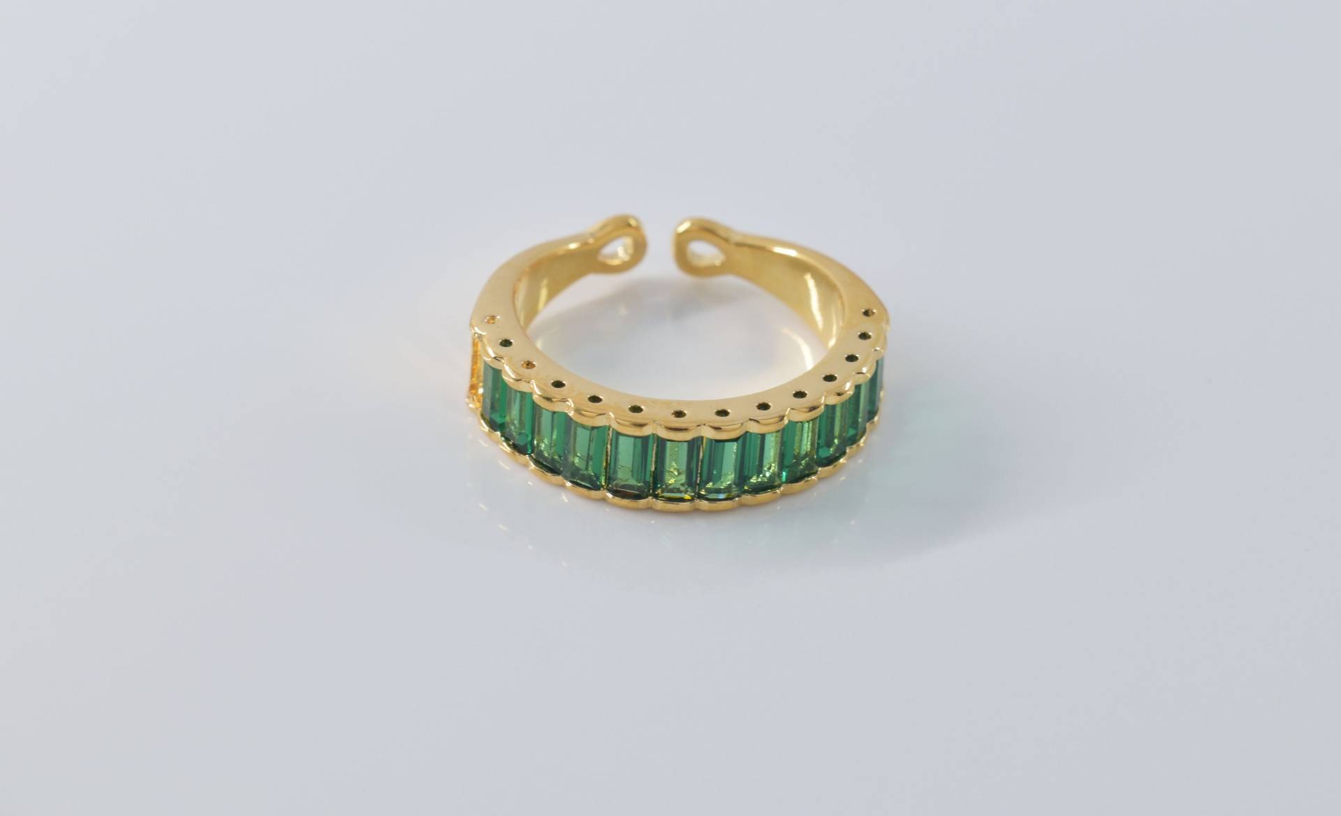 Ring, Rw-26Gem, 1 Stück, 16K Glänzend Vergoldetes Messing, Smaragd, Cz-Ring, Innendurchmesser 17 Mm, Verstärkte Vergoldung, Einstellbarer Ring Ring, Rw-26Gem, 1 Stück, 16K Glänzend Vergoldetes Messing, Smaragd, Cz-Ring, Innendurchmesser 17 Mm, Verstärkte Vergoldung, Einstellbarer Ring von JeweltechDesigns