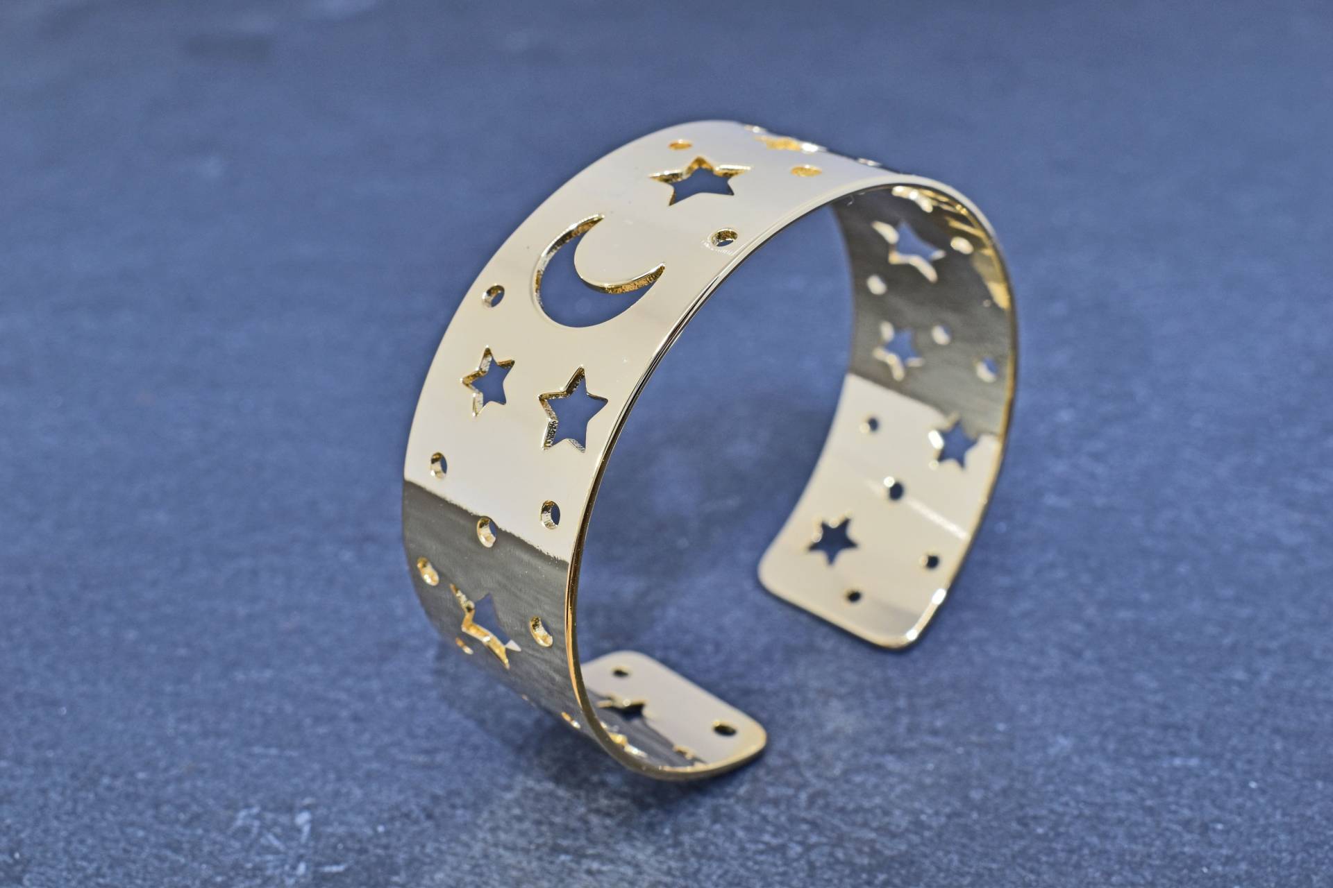 Stern - Und Halbmondarmband, Bi-04G, 1 Stück, 16K Vergoldetes Messing, 20 Mm Breit, Innen 57 Mm, Sternarmband, Verstellbarer Armreif von JeweltechDesigns