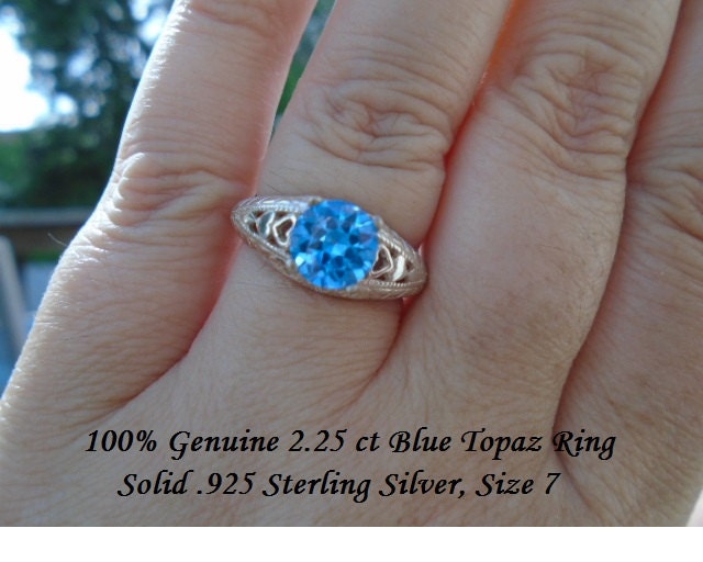 Echte 2, 25 Ct Runde Blau Topas Ring von JewelyBySuzette