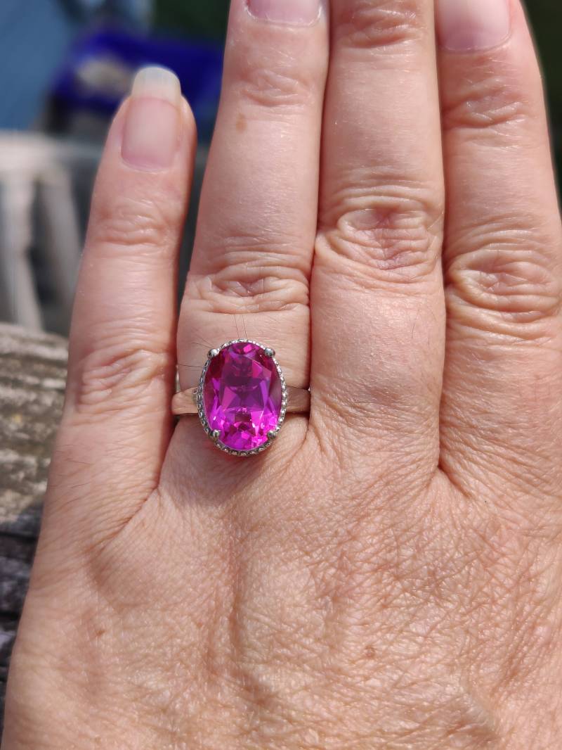 Natürlicher 8 Ct Orchideenquarz Ring Größe 6 von JewelyBySuzette