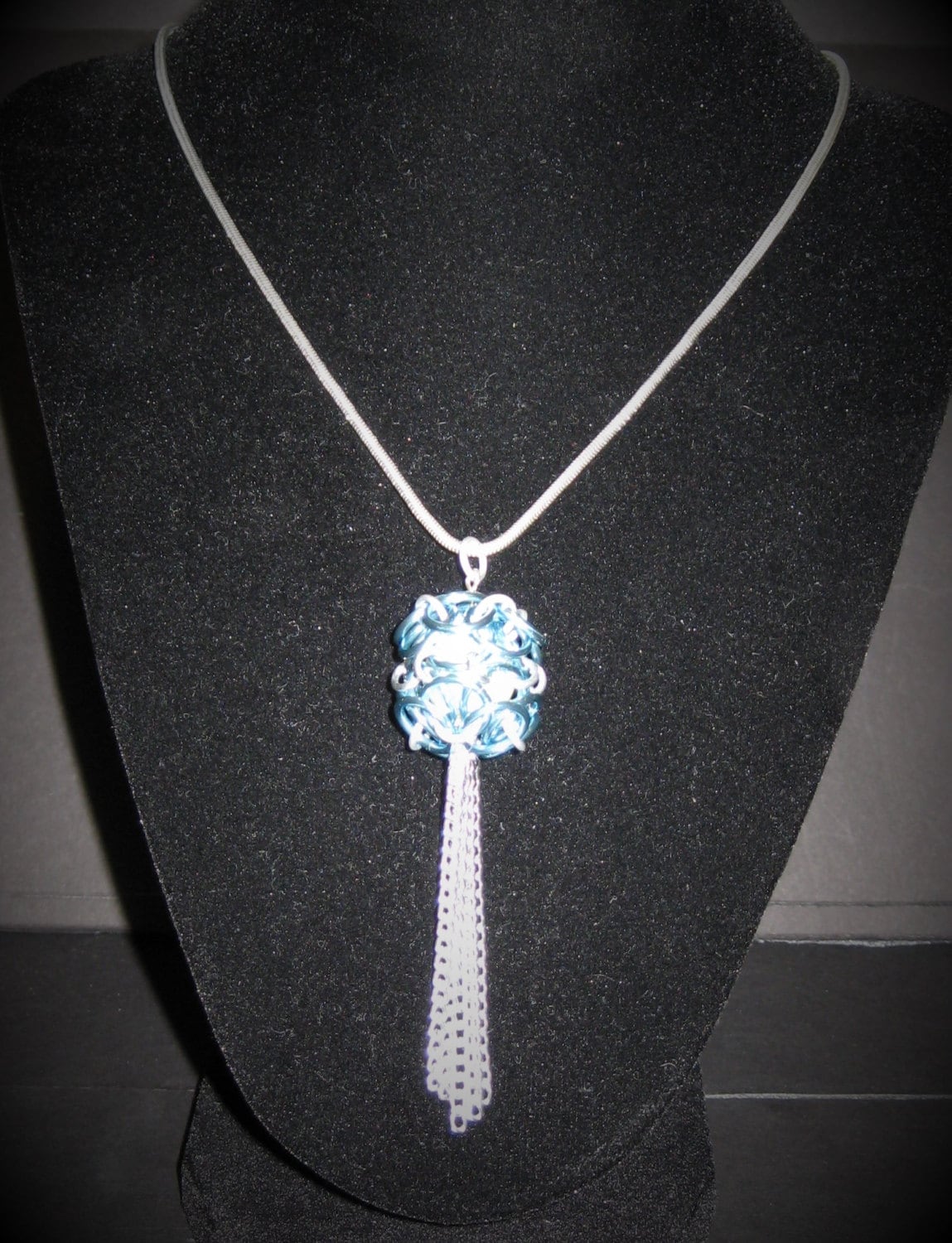 Kettenhemd Erfasst Perlenkette Set Kettenhemd Erfasst Perlenkette Set von JewelzNChains