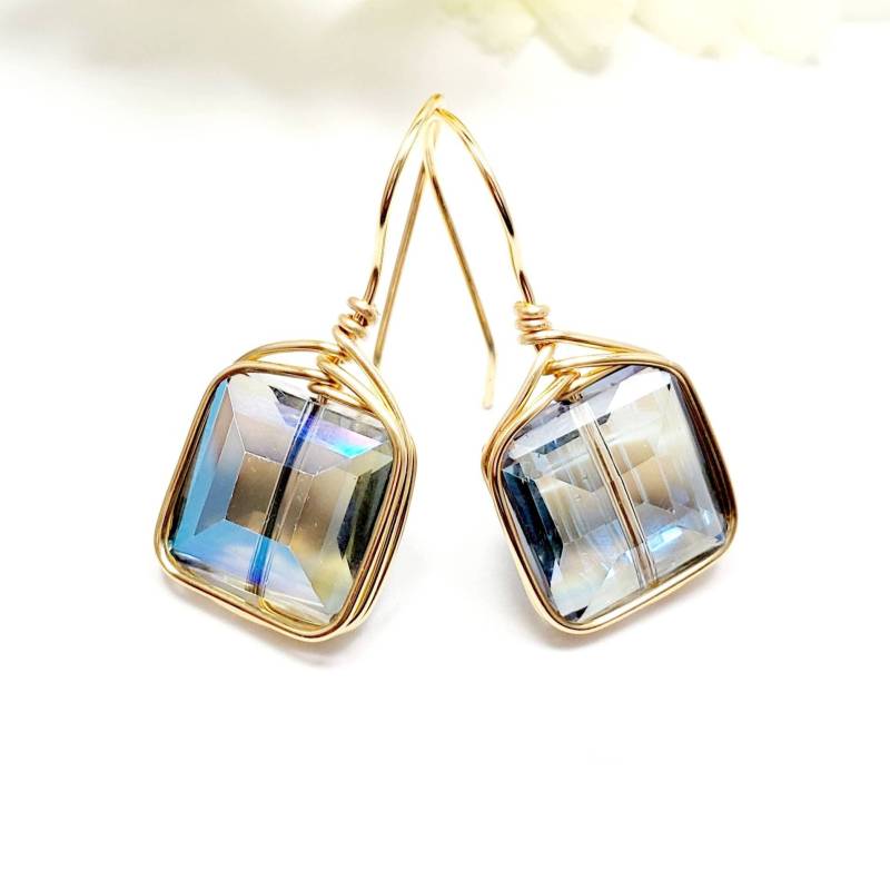 Hellblaue Kristallohrringe, Etwas Blaues, Geschenkte Hochzeit, Brautjungfer, Frau, Tochter, Geschenk Für Ihre Frauen von JewerlyLizzFranco