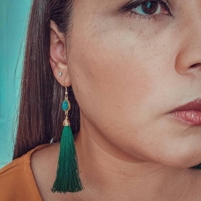 Quastenohrringe, Druzy-Ohrringe, Bunte Ohrringe, Große Lange Seidenquastenohrringe, Statement-Quastenohrringe von JewerlyLizzFranco
