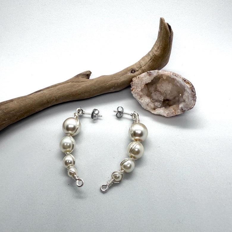 Silver White Pearl Earrings | Bent Cone Shape Elegant Fairy Style Symmetrical von JewlsBySenija