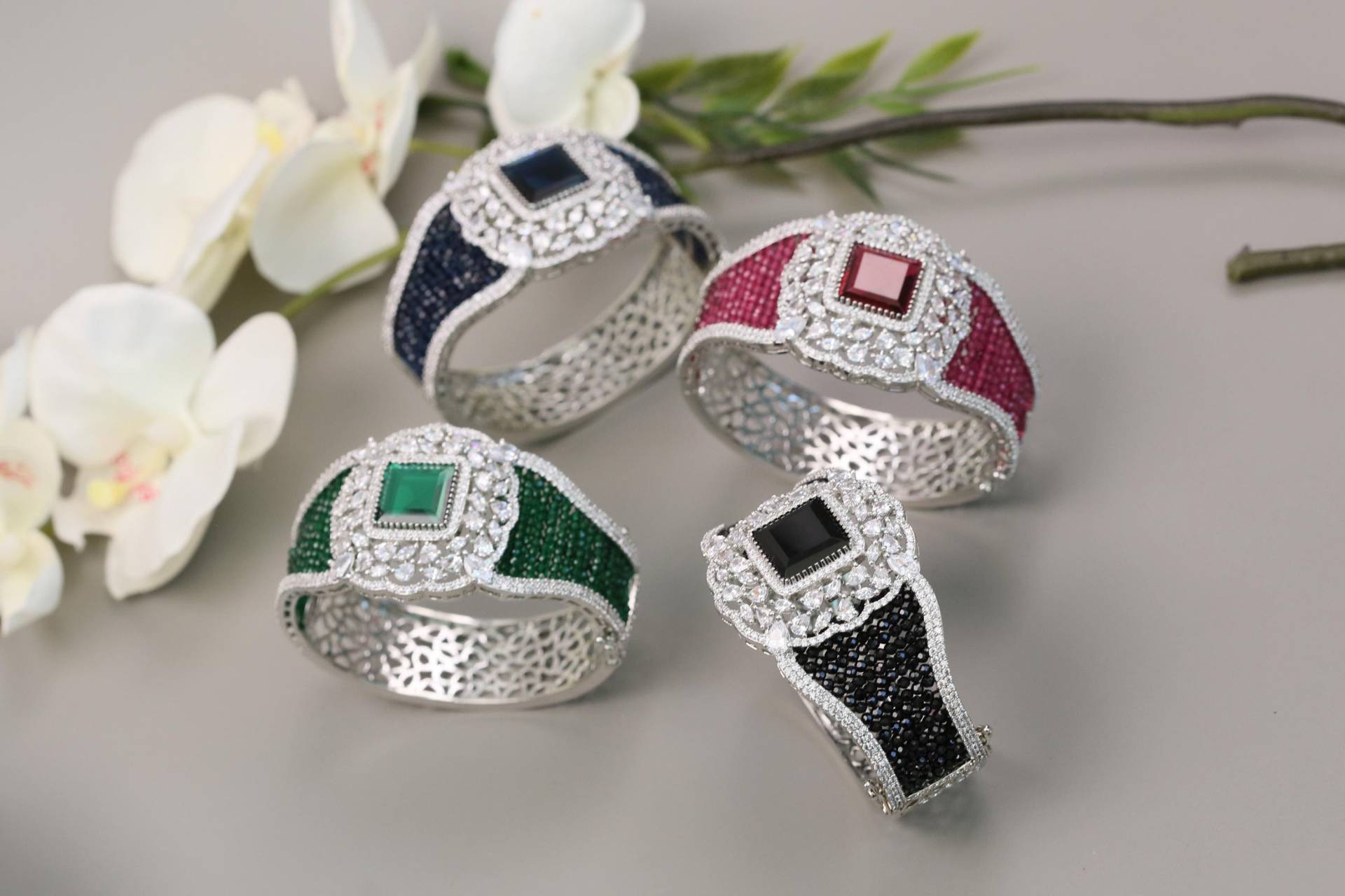 Cz Polki Kada Armreif Vergoldetes Kristall Cuff Armband Cz Polki Kada Armreif Vergoldetes Kristall Cuff Armband von JhumkaJunction