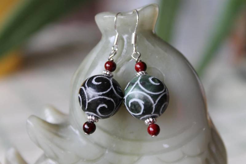 Alten Jade Ohrringe, Sterling Silber Haken von JianBeadsJewelry