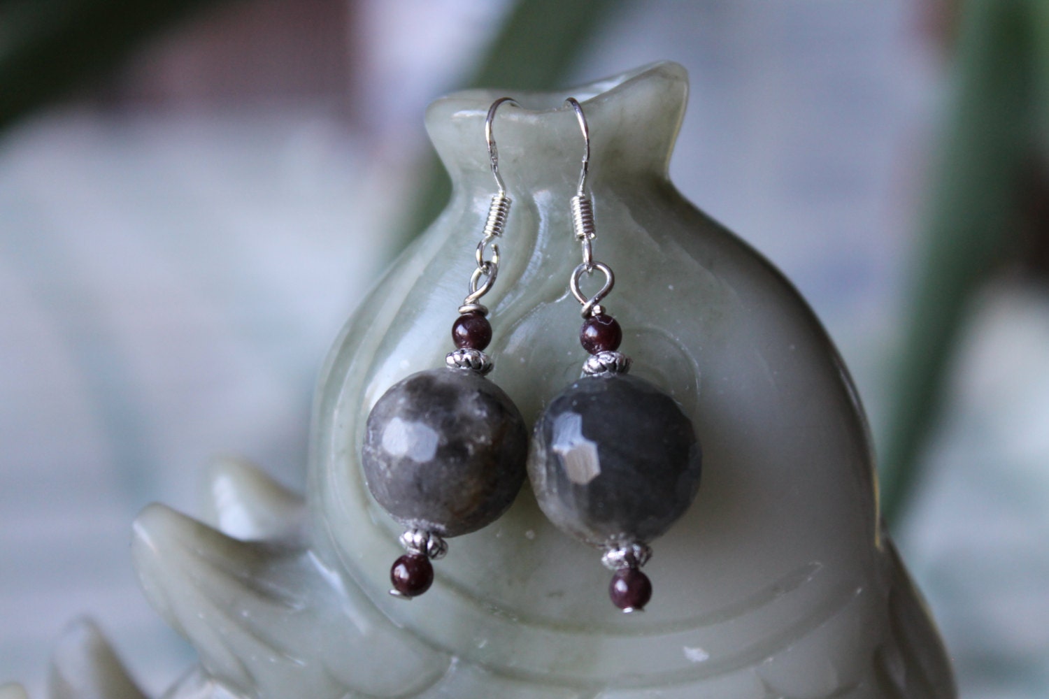 Facettierte Labradorit Ohrringe, Sterling Silber Haken von JianBeadsJewelry