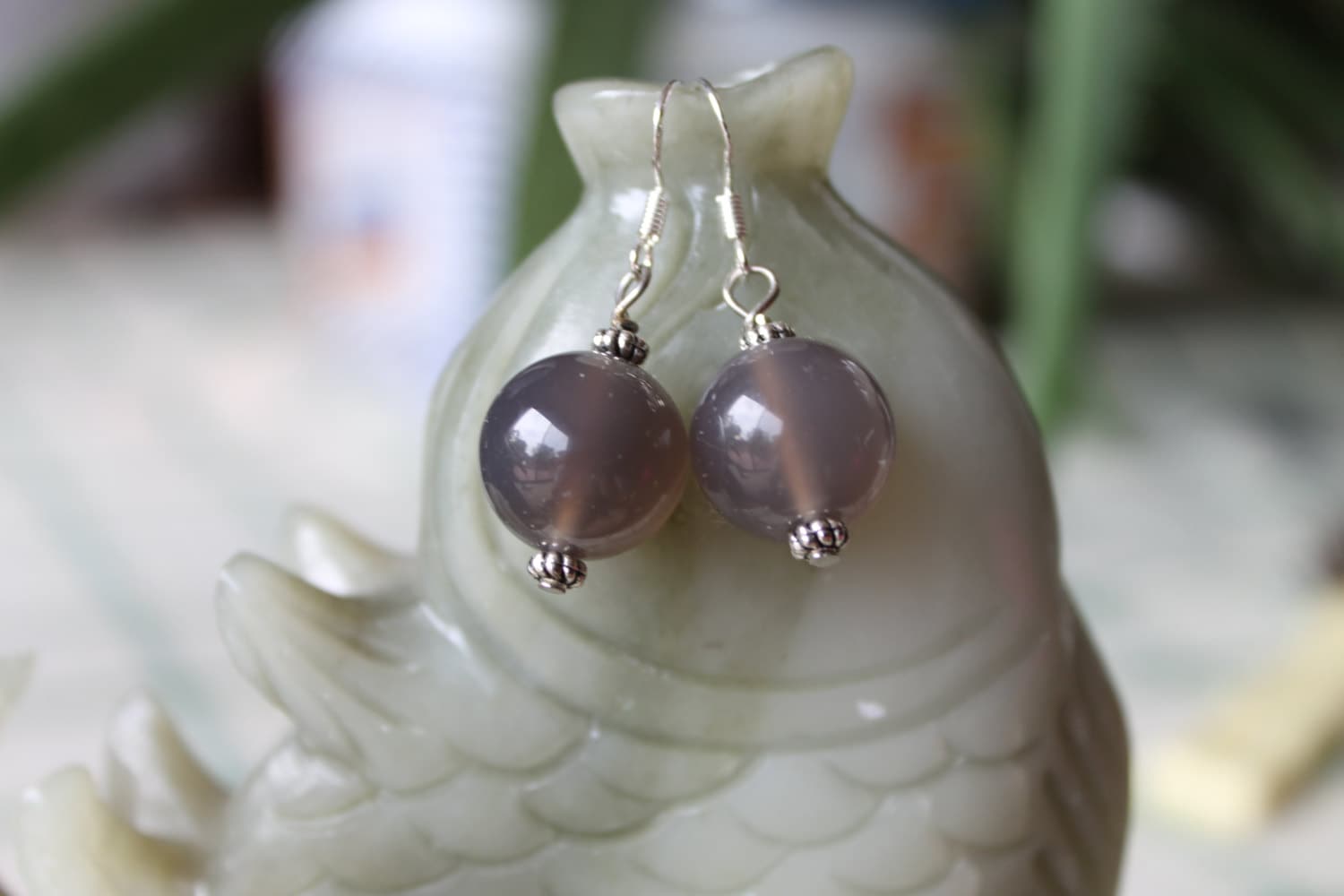 Grau Achatohrringe, Sterling Silber Haken von JianBeadsJewelry