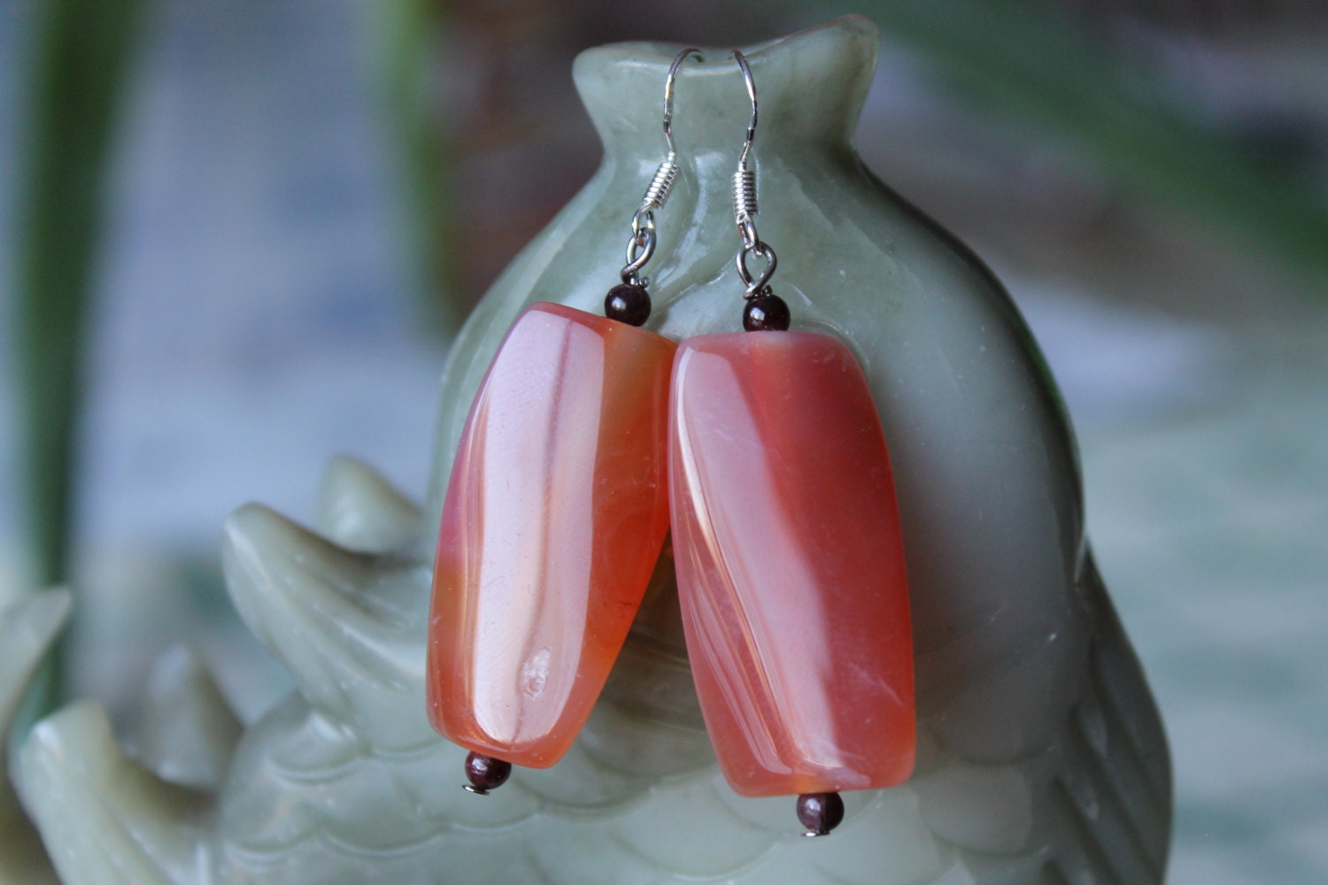 Schöne Natürliche Lange Orange Achat Mit Granat Ohrringe, Sterling Silber Haken von JianBeadsJewelry