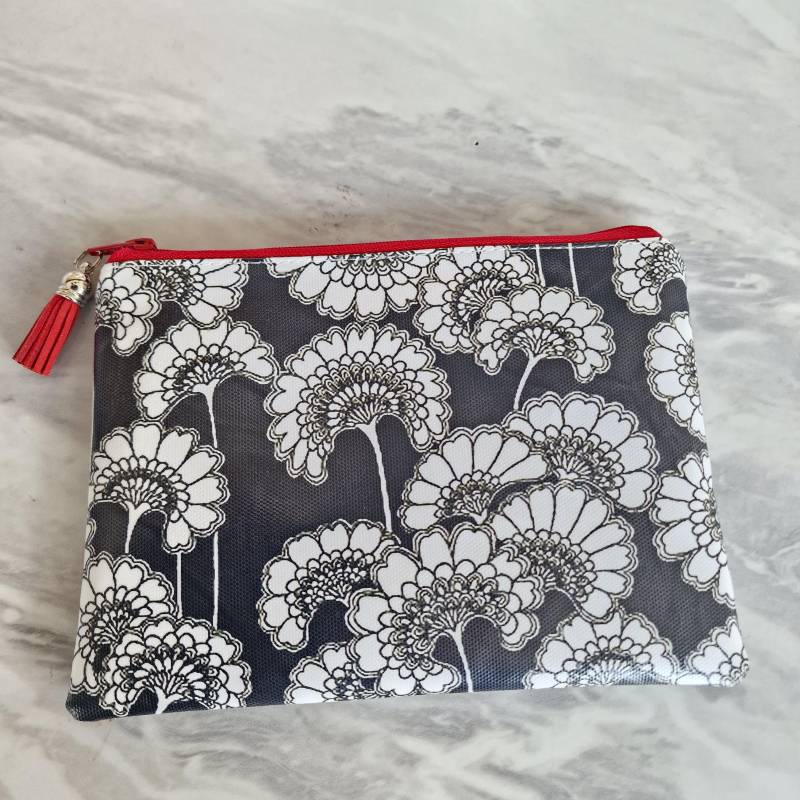 Blumenmuster Vegan Kunstleder Geldbörse Schlanke Geldbörse von JiggleMaWiggle