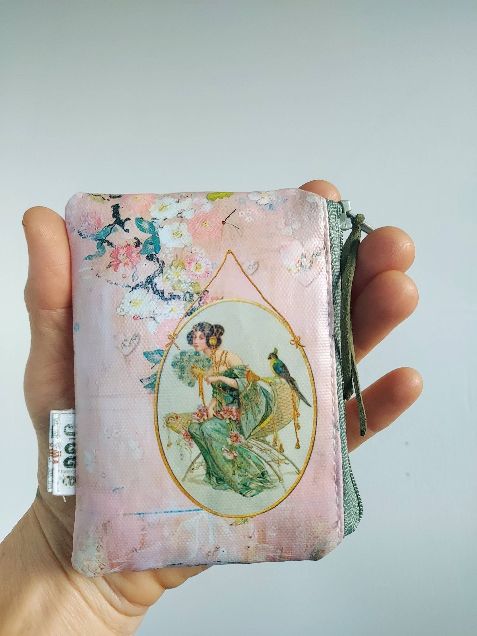 Chinoiserie Vegan Leder Geldbörse Kleines Reißverschlusstäschchen von JiggleMaWiggle