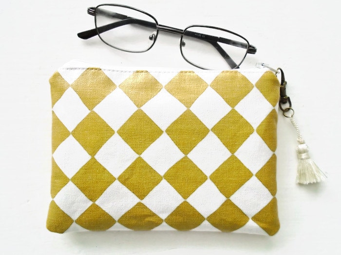 Portemonnaie Aus Kunstleder Schmale Geldbörse Mit Muster von JiggleMaWiggle