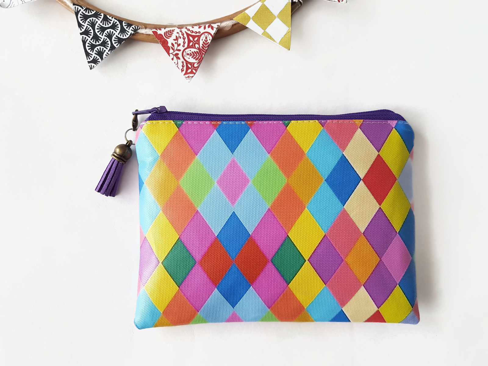 Portemonnaie Aus Kunstleder Schmale Geldbörse Mit Muster von JiggleMaWiggle