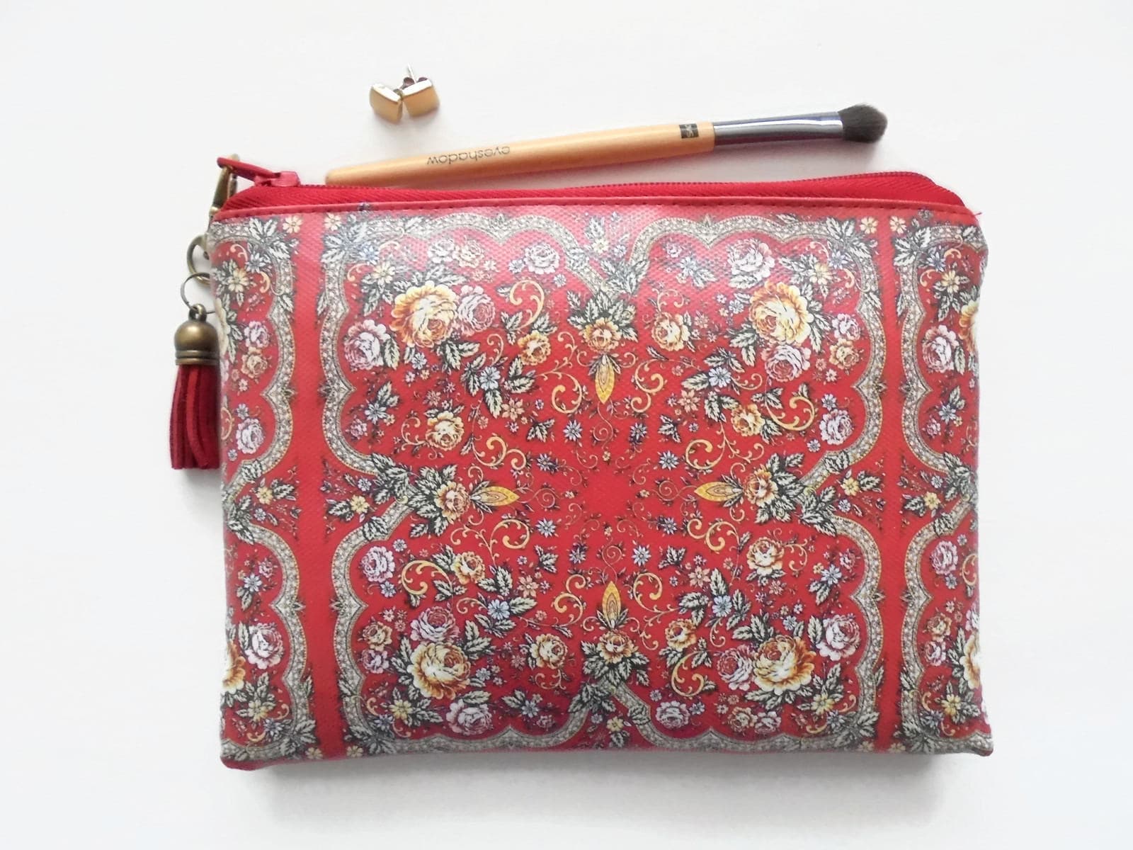 Portemonnaie Aus Veganem Leder Mit Blumenmuster Schlanke Unisex-Geldbörse von JiggleMaWiggle