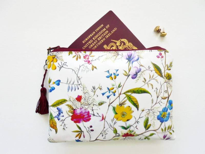 Portemonnaie Aus Veganem Leder Mit Blumenmuster Schmale Geldbörse von JiggleMaWiggle