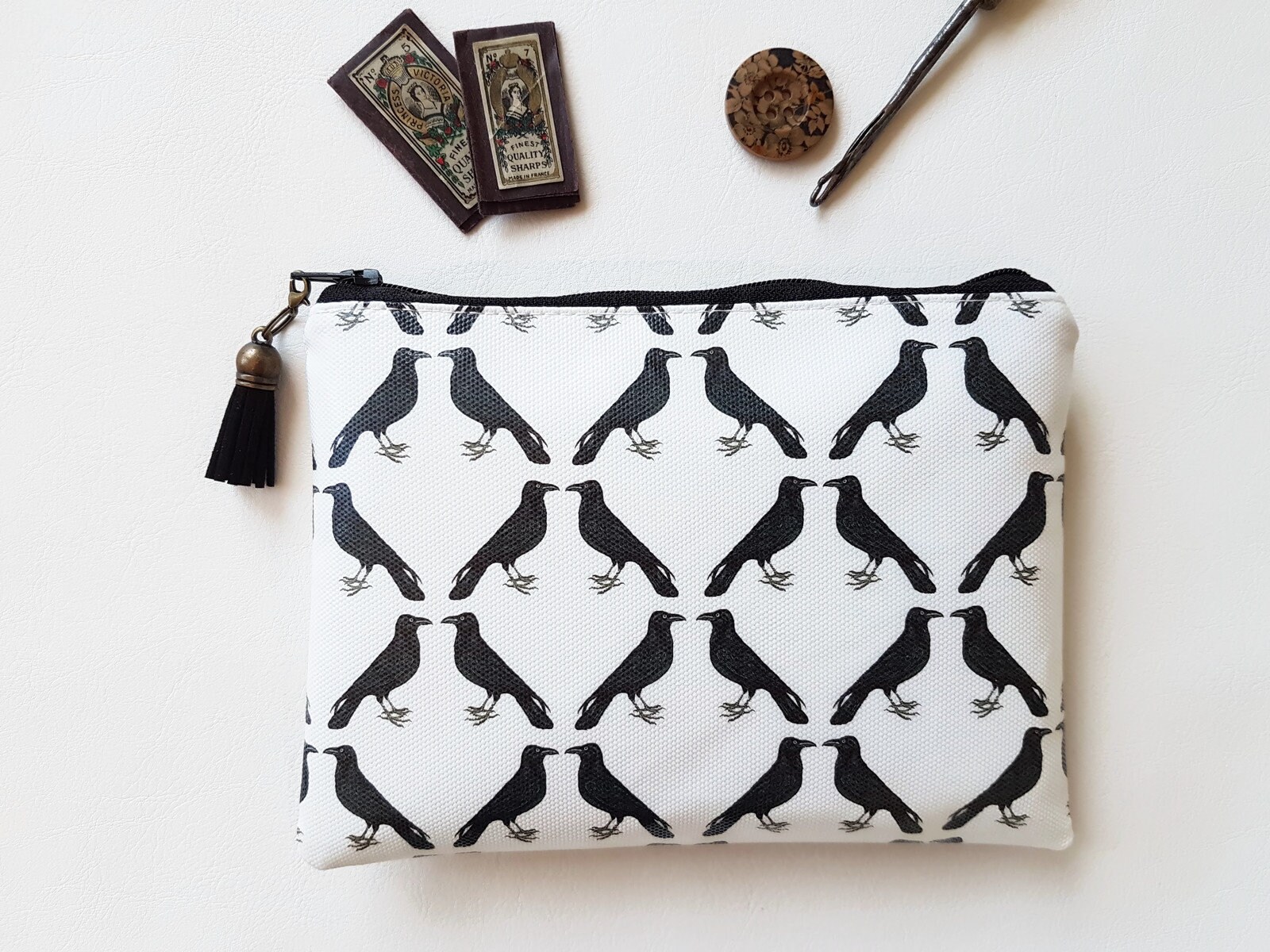 Raben Print Vegane Leder Geldbörse Schlanke Unisex Geldbörse von JiggleMaWiggle