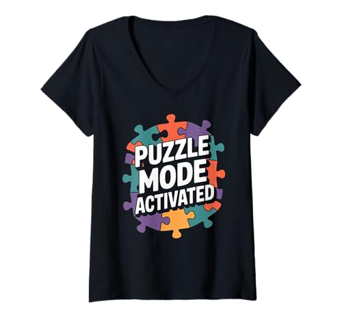 Damen Puzzle-Modus aktivierter Puzzle-Enthusiasten-Spaß T-Shirt mit V-Ausschnitt Damen Puzzle-Modus aktivierter Puzzle-Enthusiasten-Spaß T-Shirt mit V-Ausschnitt von Jigsaw Enthusiast Puzzle Fun Connection