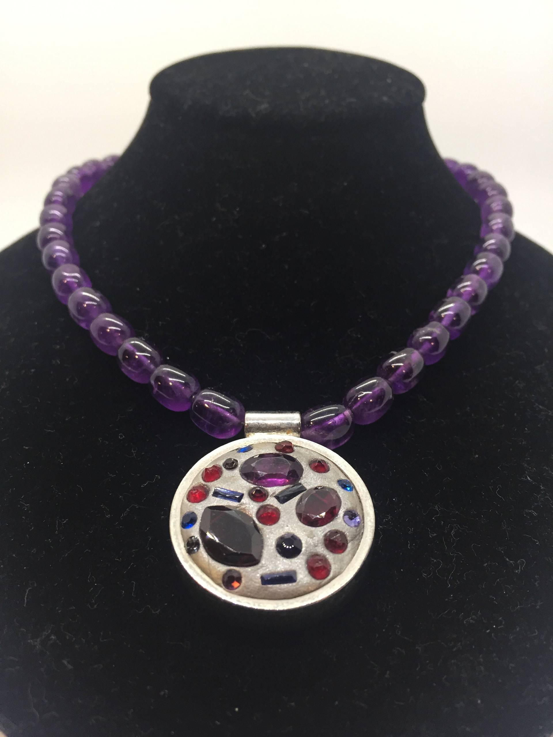 Amethyst Halskette Mit Multi-stein Anhänger Amethyst Halskette Mit Multi-stein Anhänger von JillDAngeloJewelry