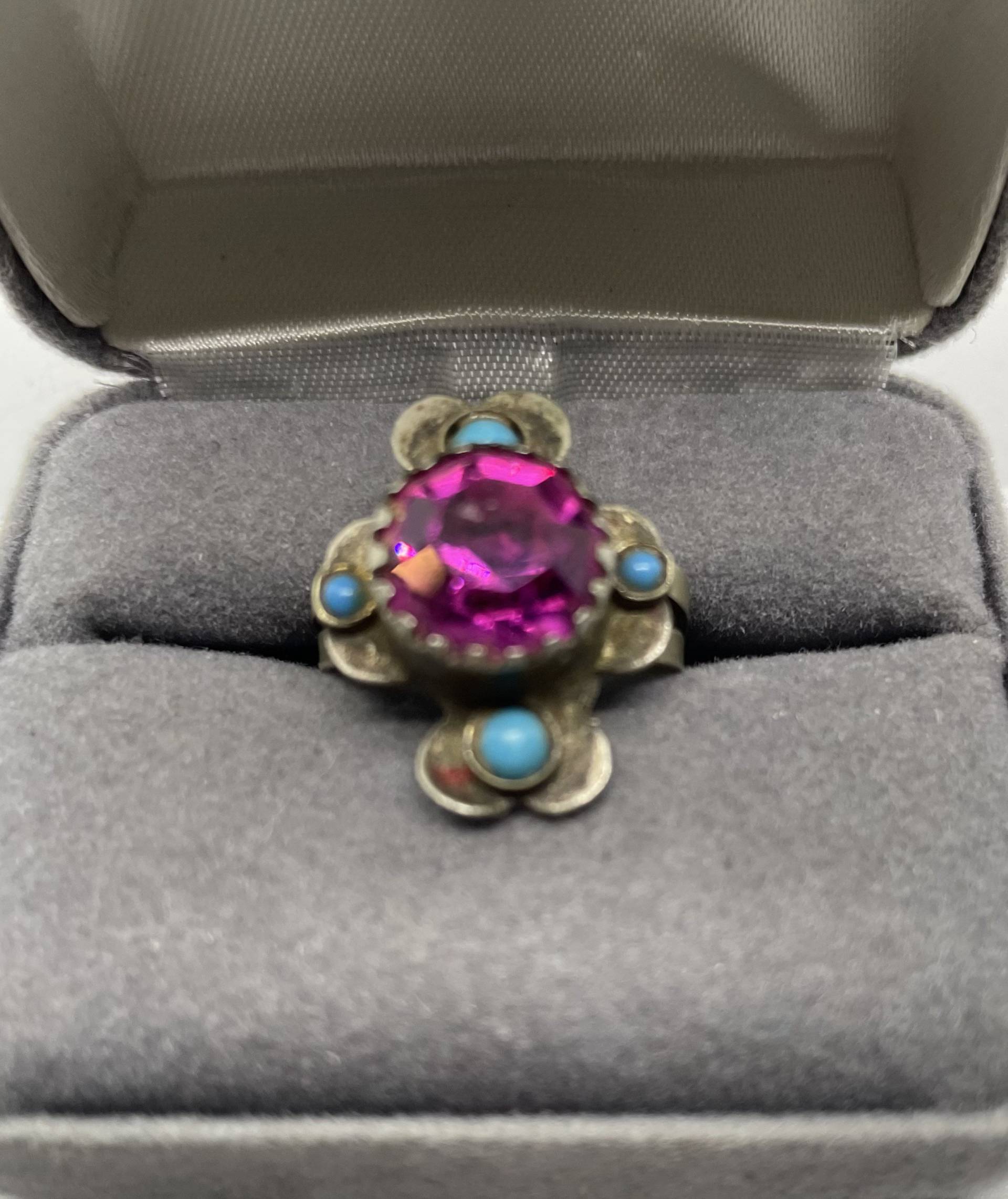 Beeindruckender Post-Mittelalter-Ring Beeindruckender Post-Mittelalter-Ring von JillDAngeloJewelry