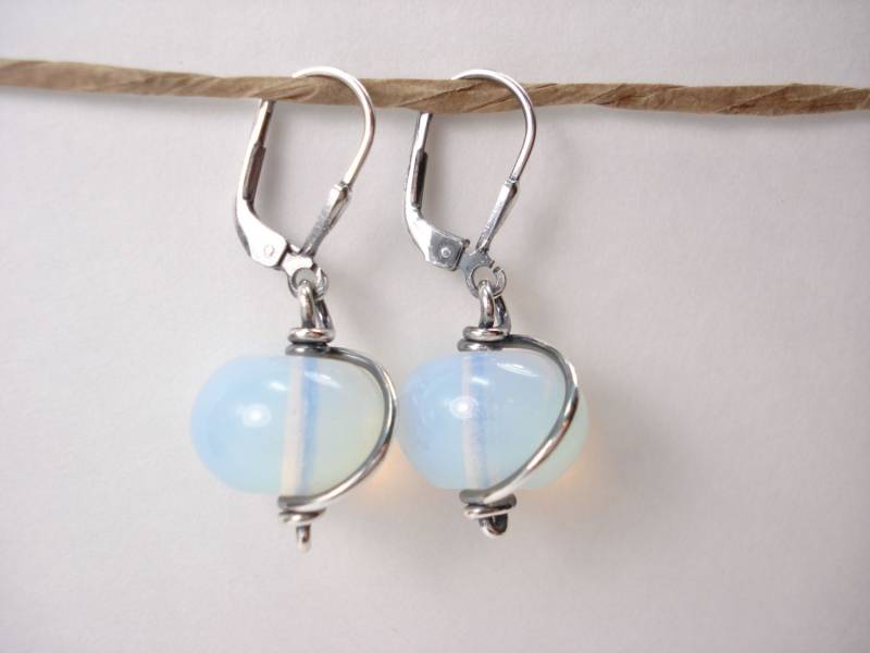 Opalith Glas, Sterling Silber Ohrring, Durchscheinender Stein, Baumeln Ohrring Opalith Glas, Sterling Silber Ohrring, Durchscheinender Stein, Baumeln Ohrring von JillGriffinJewelry