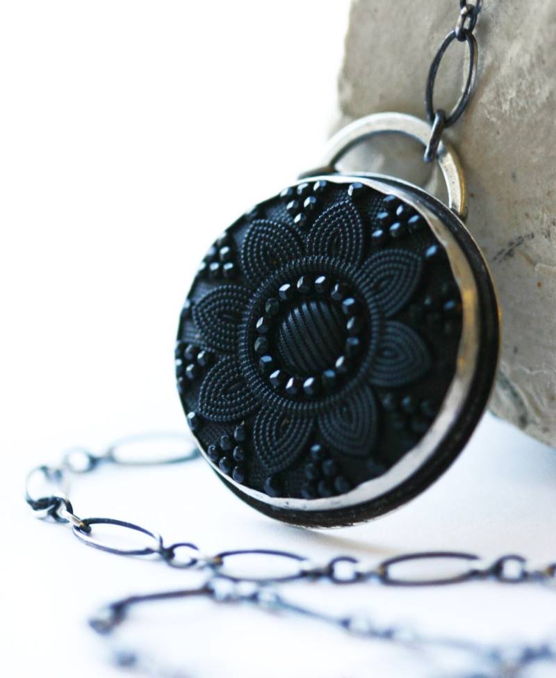 Schwarzen Cabochon Kette, Schwarze Taste Sterling Silber Halskette von JillPopowichDesigns