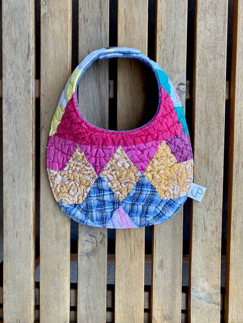 Vintage Quilt Baby Lätzchen Boho Patchwork Lätzchen von JilliePWearables