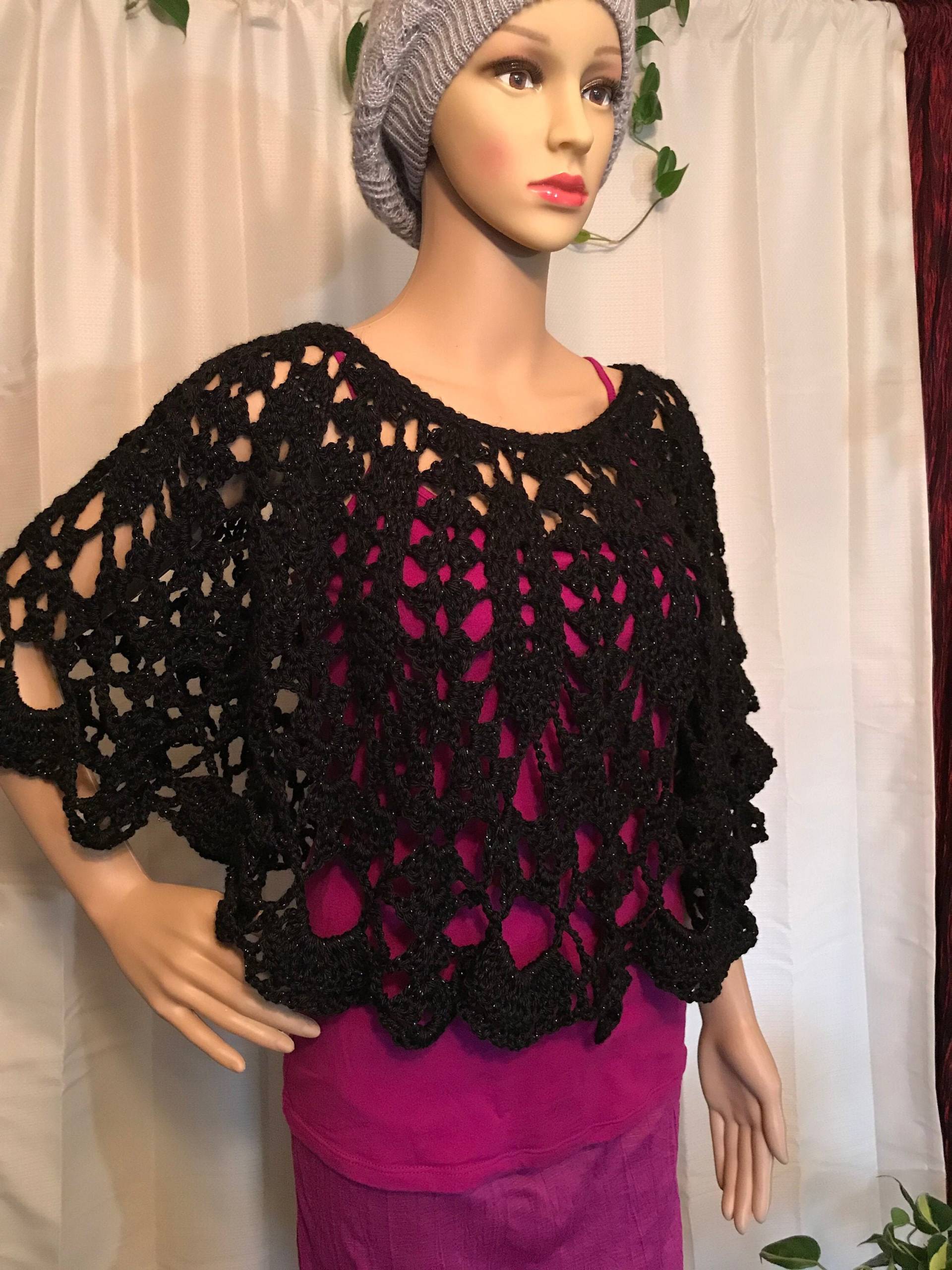 Ein Hauch Von Funkeln Schwarzer Boho Spitzen Poncho Umhang Festlichen Schal Ein Hauch Von Funkeln Schwarzer Boho Spitzen Poncho Umhang Festlichen Schal von JillyCrochet