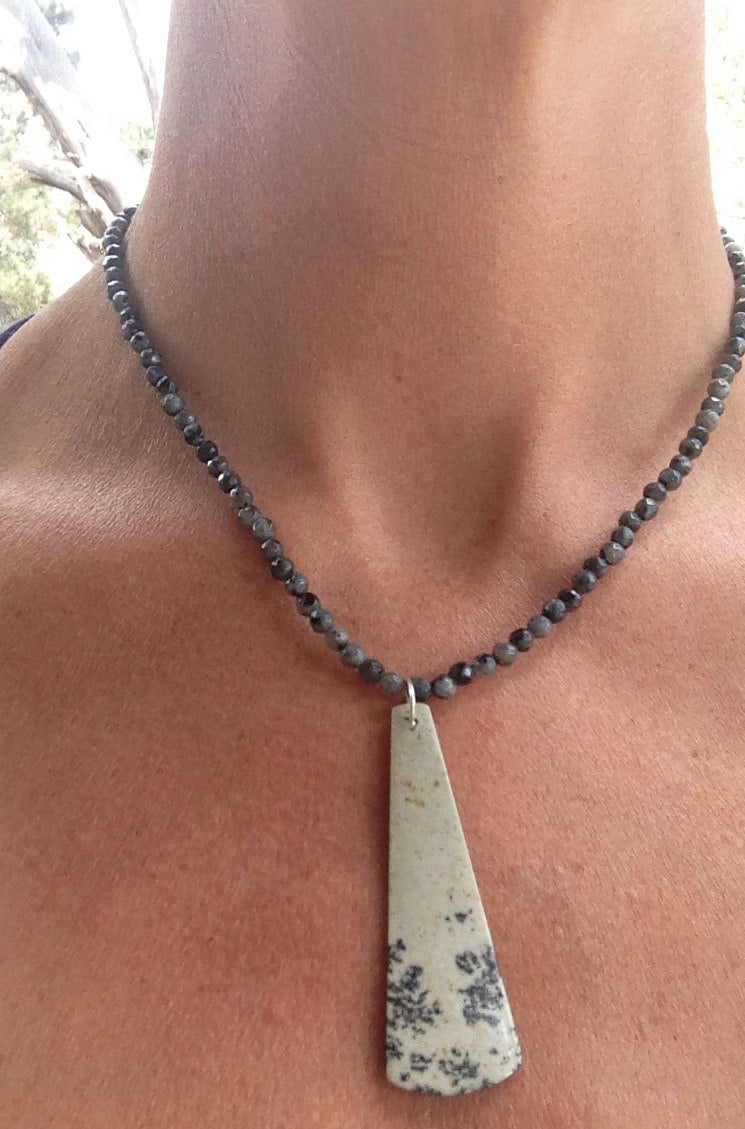 Bäumchen Jasper Anhänger Auf Larvakite & Sterling Silber Aufgereiht Kette Bäumchen Jasper Anhänger Auf Larvakite & Sterling Silber Aufgereiht Kette von JillzJewelry