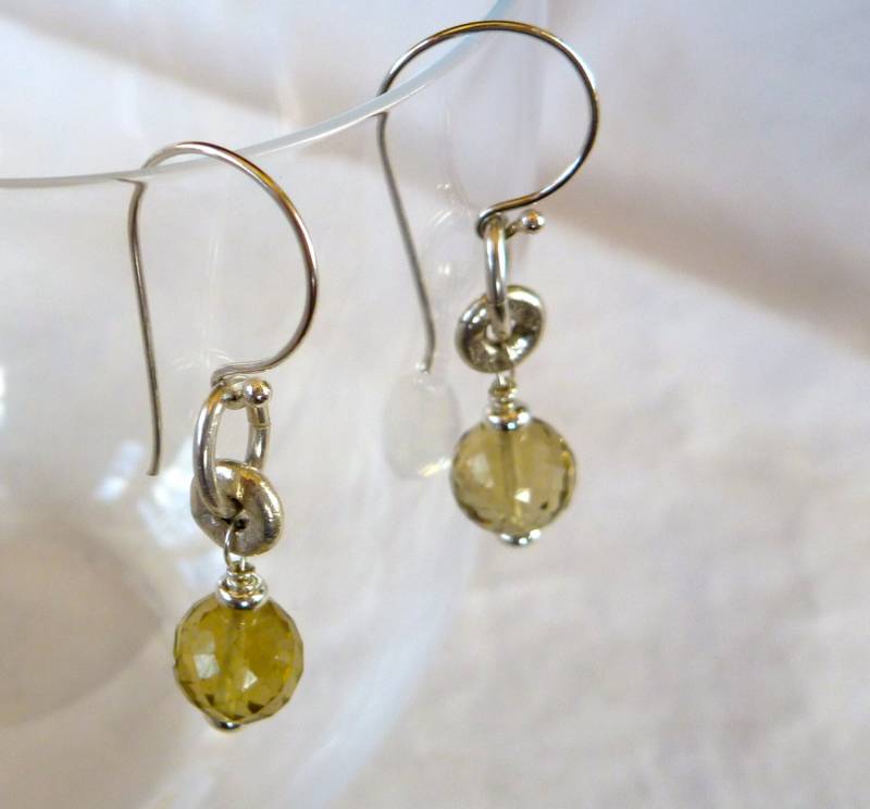 Funkeln Sie in Diese Citrin Ohrringe Sterling Silber Funkeln Sie in Diese Citrin Ohrringe Sterling Silber von JillzJewelry