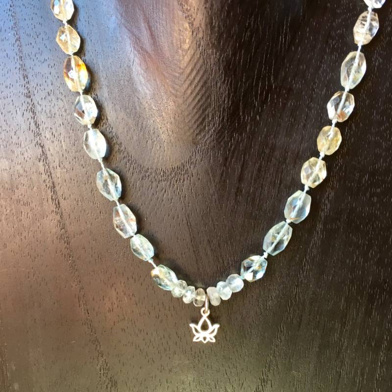 Funkeln Sie in Dieser Aquamarin Halskette Funkeln Sie in Dieser Aquamarin Halskette von JillzJewelry