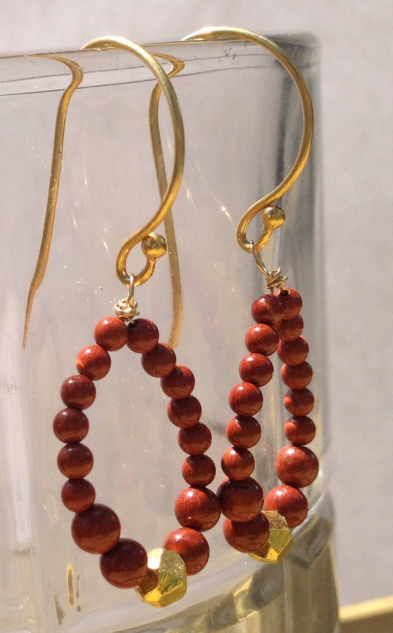Jaspis-Reifen Auf 24K Gold Vermeil Ohrringe Jaspis-Reifen Auf 24K Gold Vermeil Ohrringe von JillzJewelry