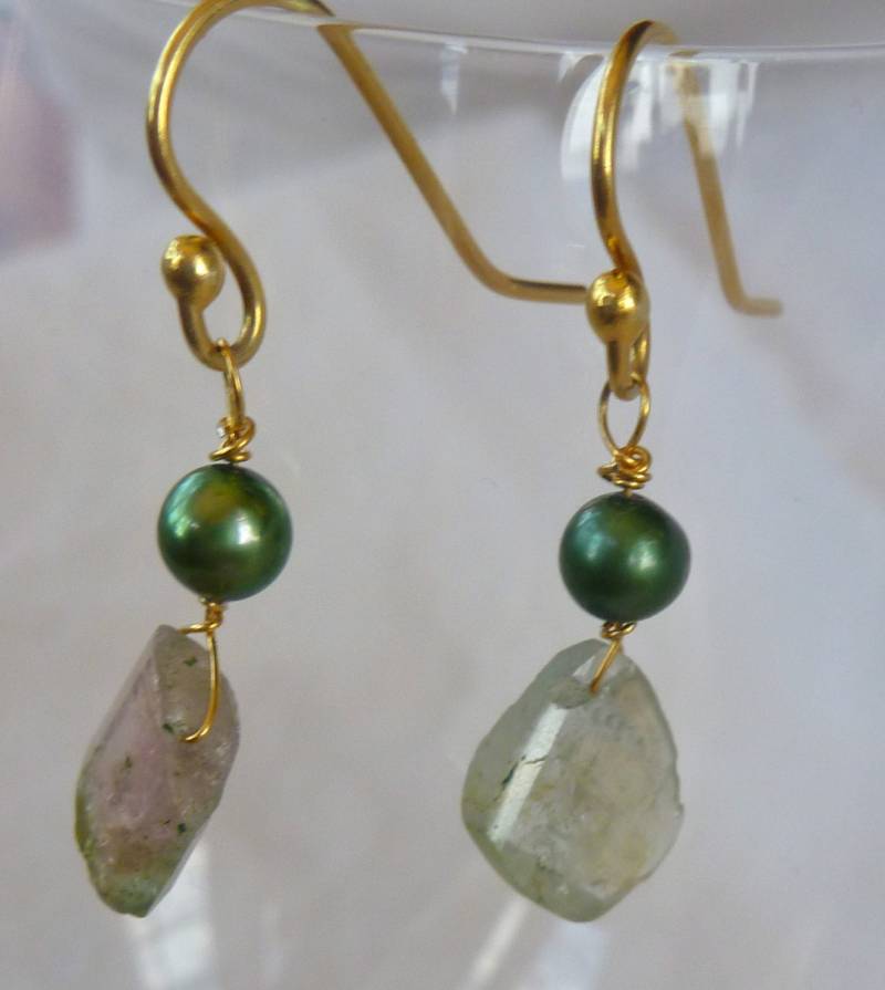 Rare Schneiden Wassermelone Turmalin Und Süsswasserperlen Auf 24 K Gold Vermeil Rare Schneiden Wassermelone Turmalin Und Süsswasserperlen Auf 24 K Gold Vermeil von JillzJewelry