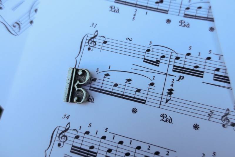 C-Clef Lapel Pin - Cc561- C Clef, Alto Musik, Musiklehrer Und Musik Pins von JimClift