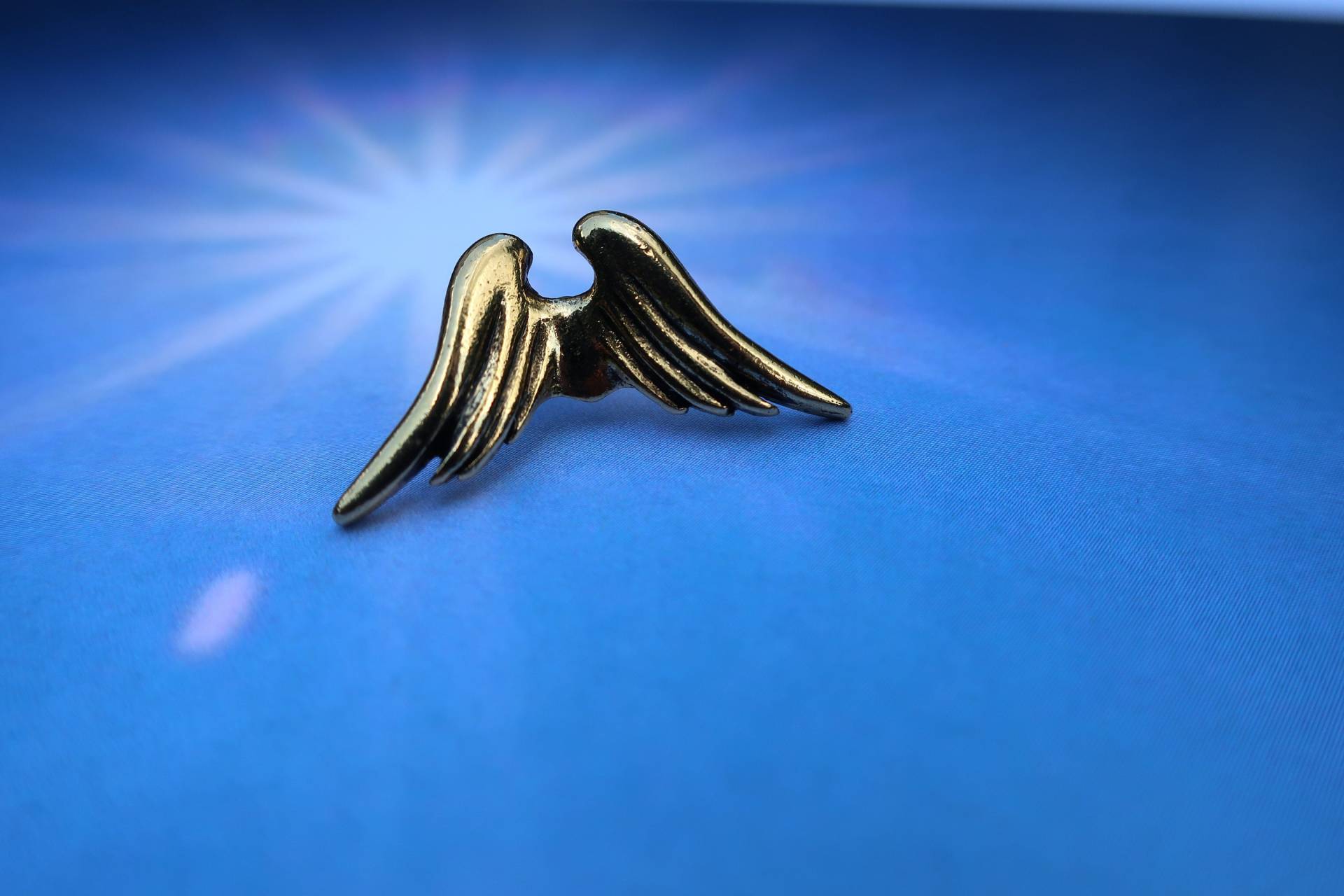 Gold Engelsflügel Reversnadel - Cc487G - Engel, Erinnerungs - Und Erinnerungsstifte, Religiöse Geschenke von JimClift