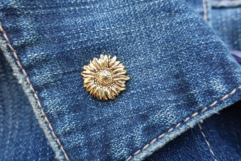 Gold Sonnenblume Anstecknadel - Cc271G Sonnenblume, Garten Und Sommer Pins Geschenke von JimClift