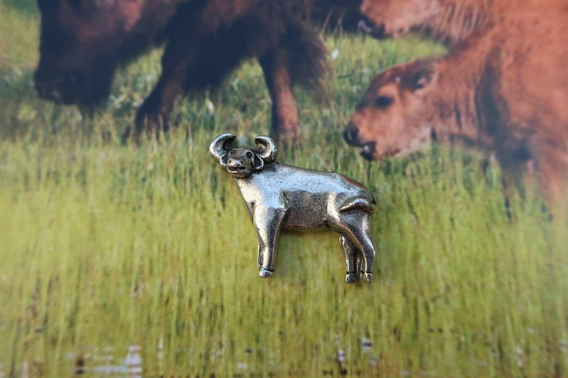 Wasserbüffel Zinn Lapel Pin - Cc437 - Büffel, Wildleben Und Zoo Pins von JimClift