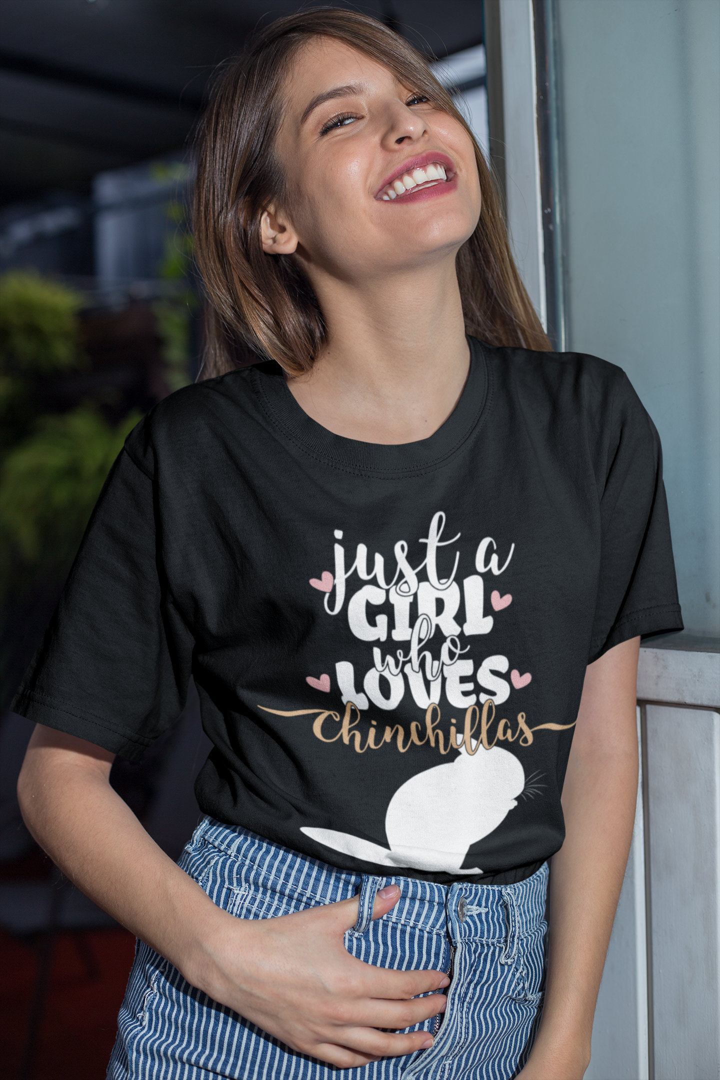 Just A Girl Who Loves Chinchillas | Unisex T-Shirt Cute Chinchilla Saying Gift For Chinchillin Chin Holder & Owners von Jimbeels