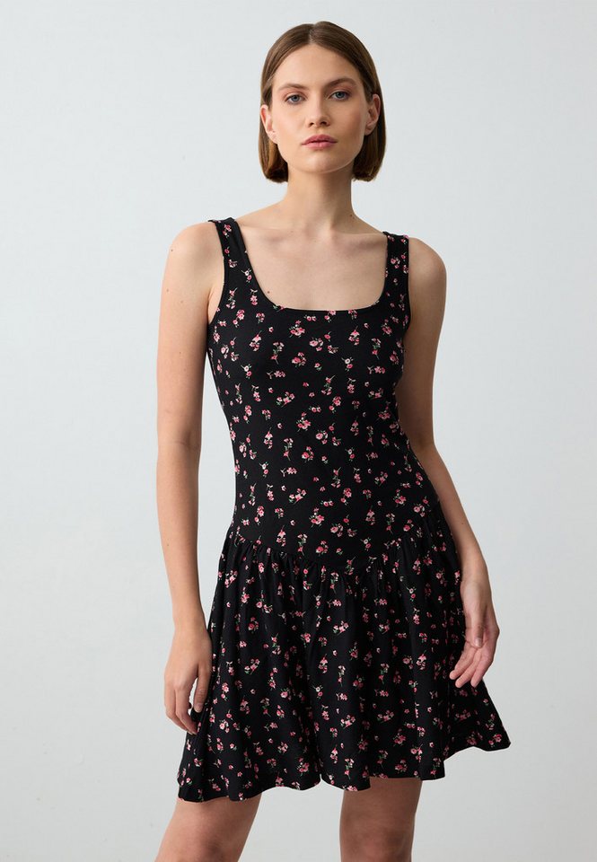 Jimmy Key Minikleid Ärmelloses Minikleid Aus Strick Mit Blumenmuster Und Quadratischem Aus von Jimmy Key