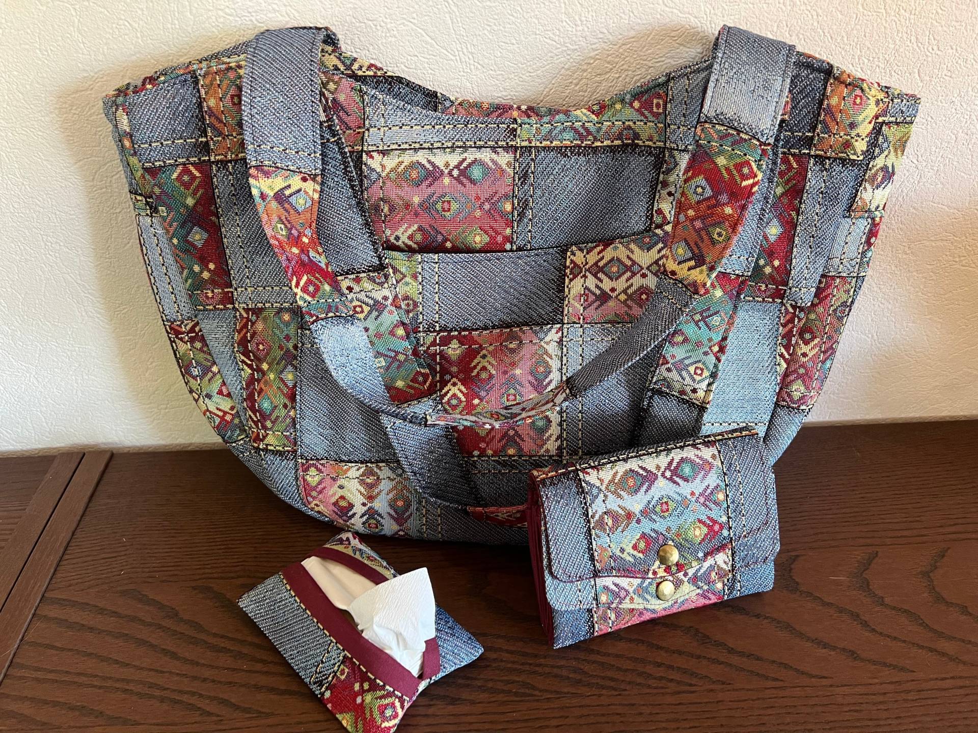 Set Handtasche Mit Portemonnaie Und Taschentüchertasche Set Handtasche Mit Portemonnaie Und Taschentüchertasche von JimmysHandarbeit
