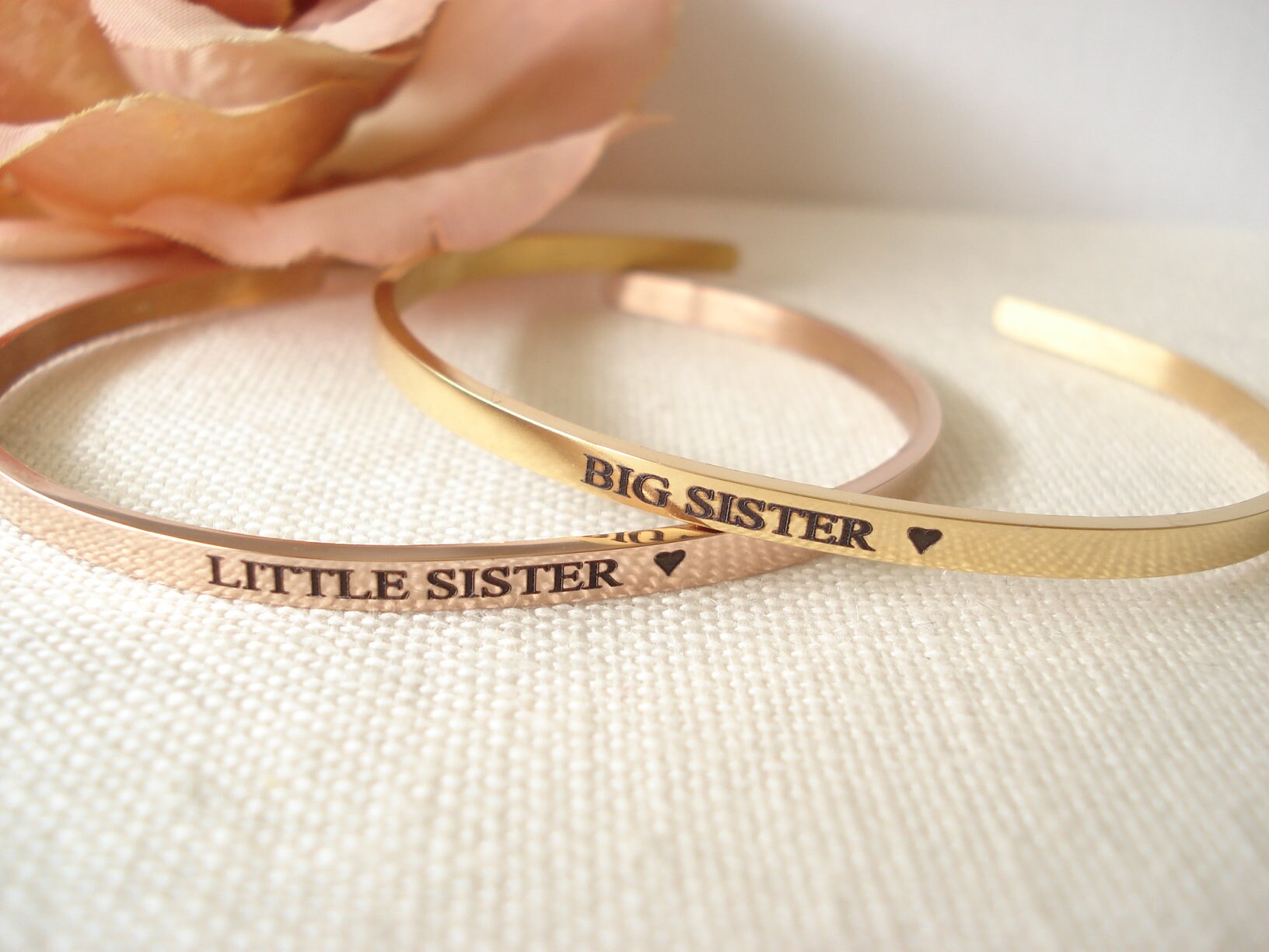 Personalisiertes Manschettenarmband...gravur Gold, Silber Oder Rosegold Handgemachter Schmuck, Schwesternschaft, Beste Freunde Geschenk, Schwestern von JinMadeJewelry